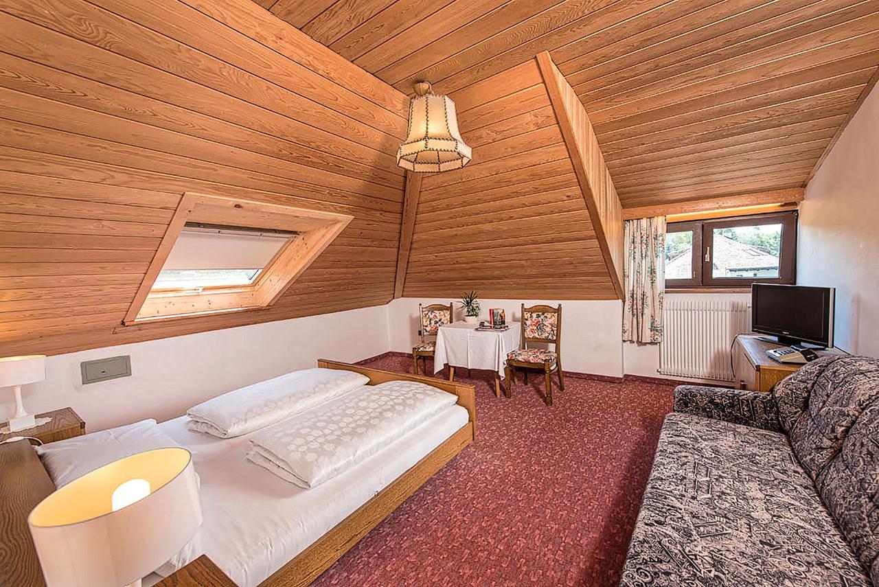 كورنايانو Hotel Waldhof الغرفة الصورة
